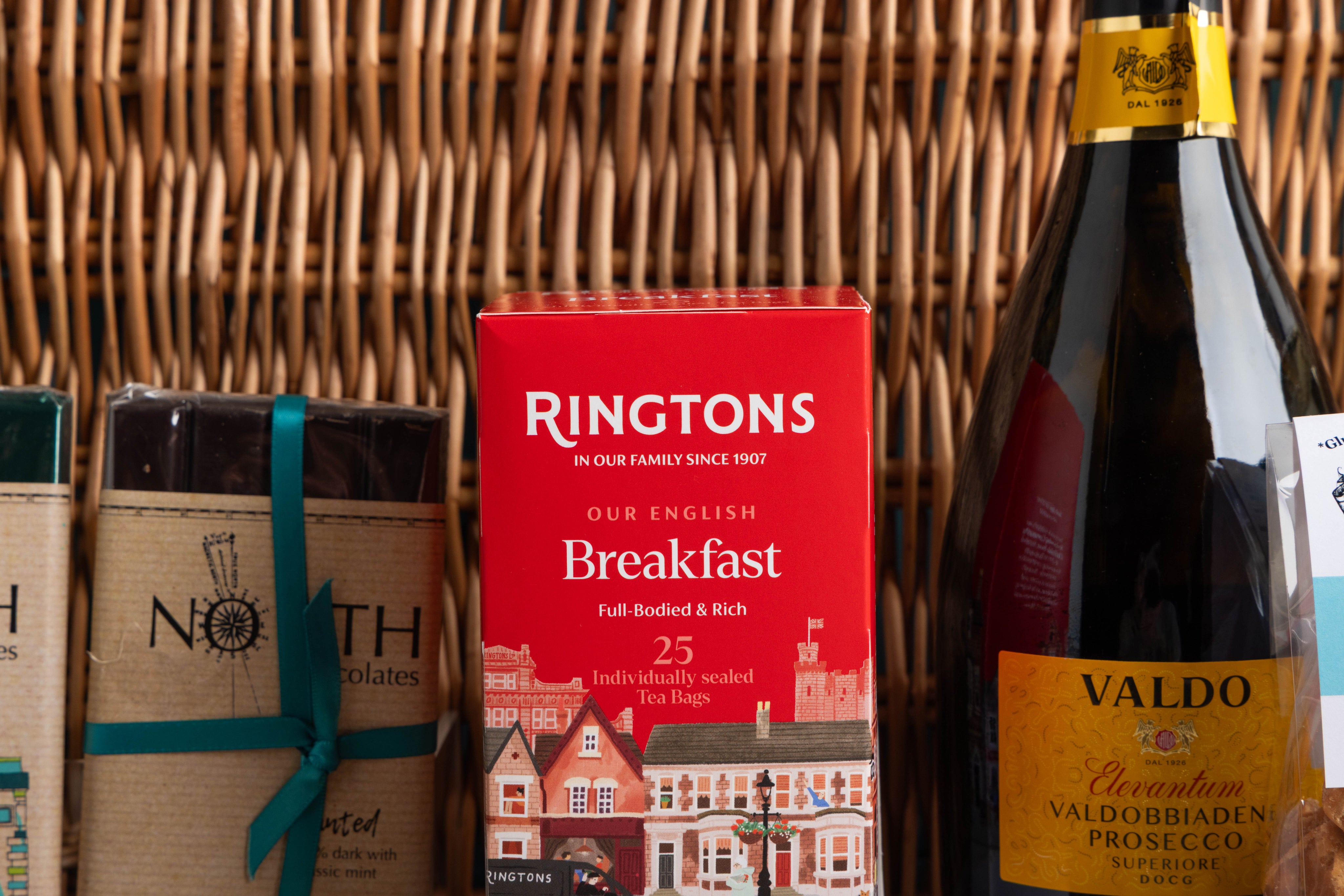 The Coastal Indulgence Hamper