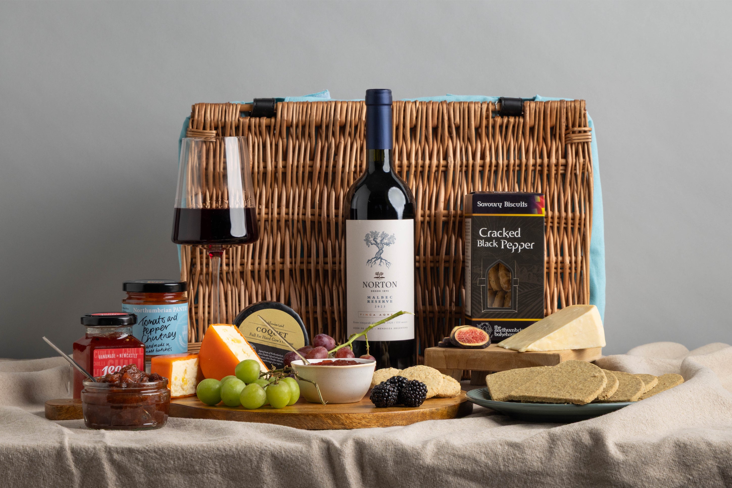 The Cheese & Wine Hamper