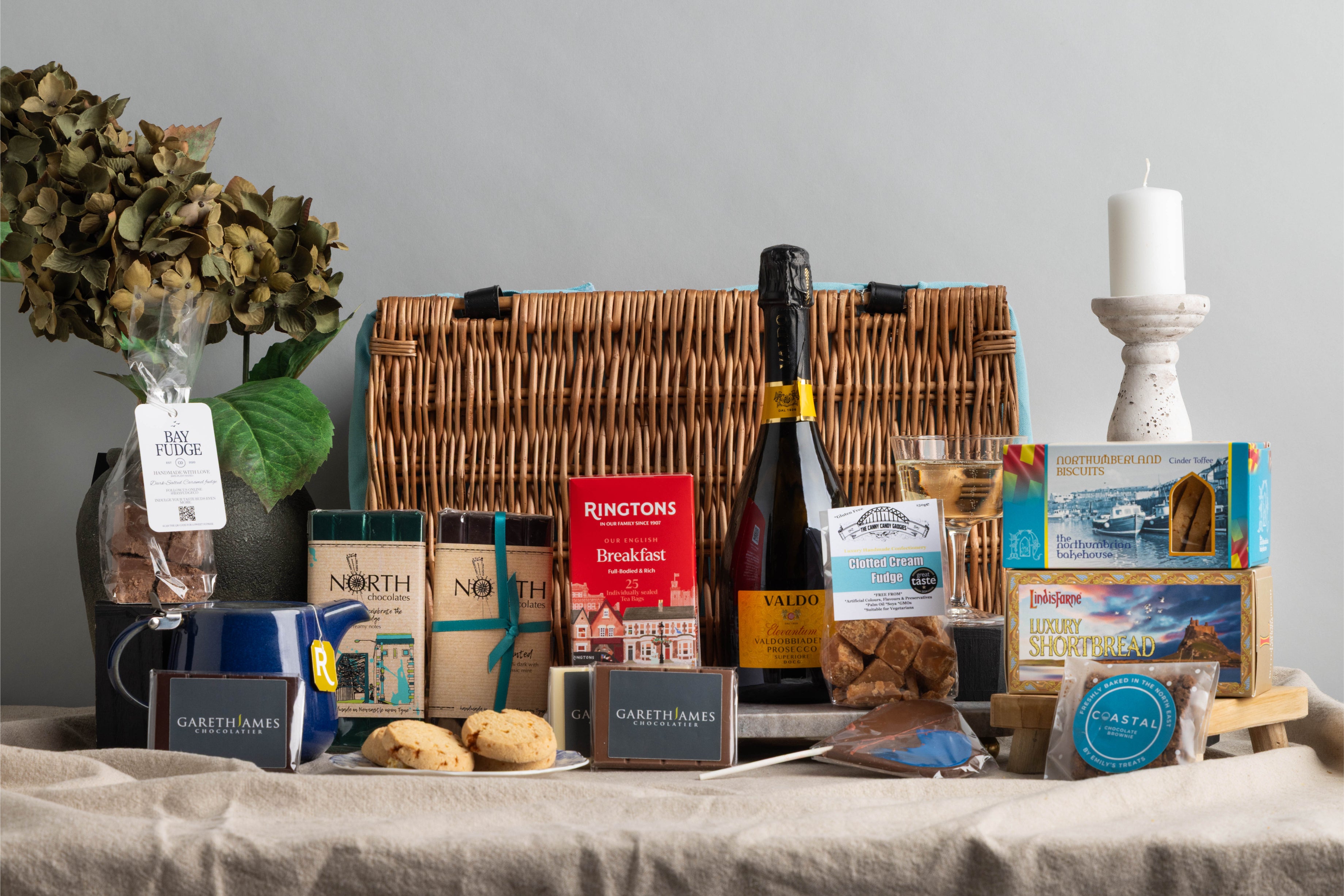 The Coastal Indulgence Hamper
